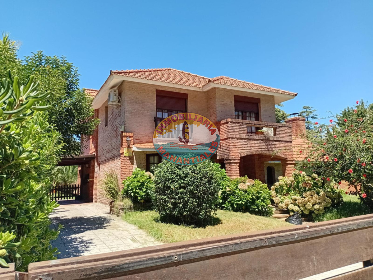 Casa ID.104 - HERMOSA CASA BARRIO CORDOBA