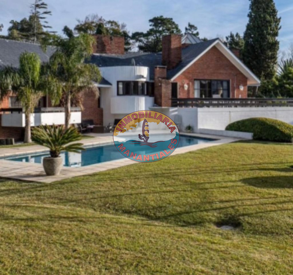 Casa ID.81 - Casa en Punta del Este, Parque del Golf