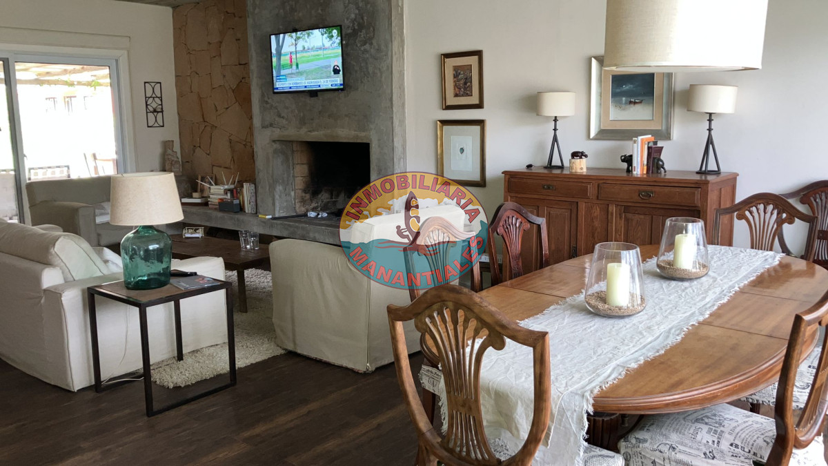 Casa ID.66 -  Casa en Burnett