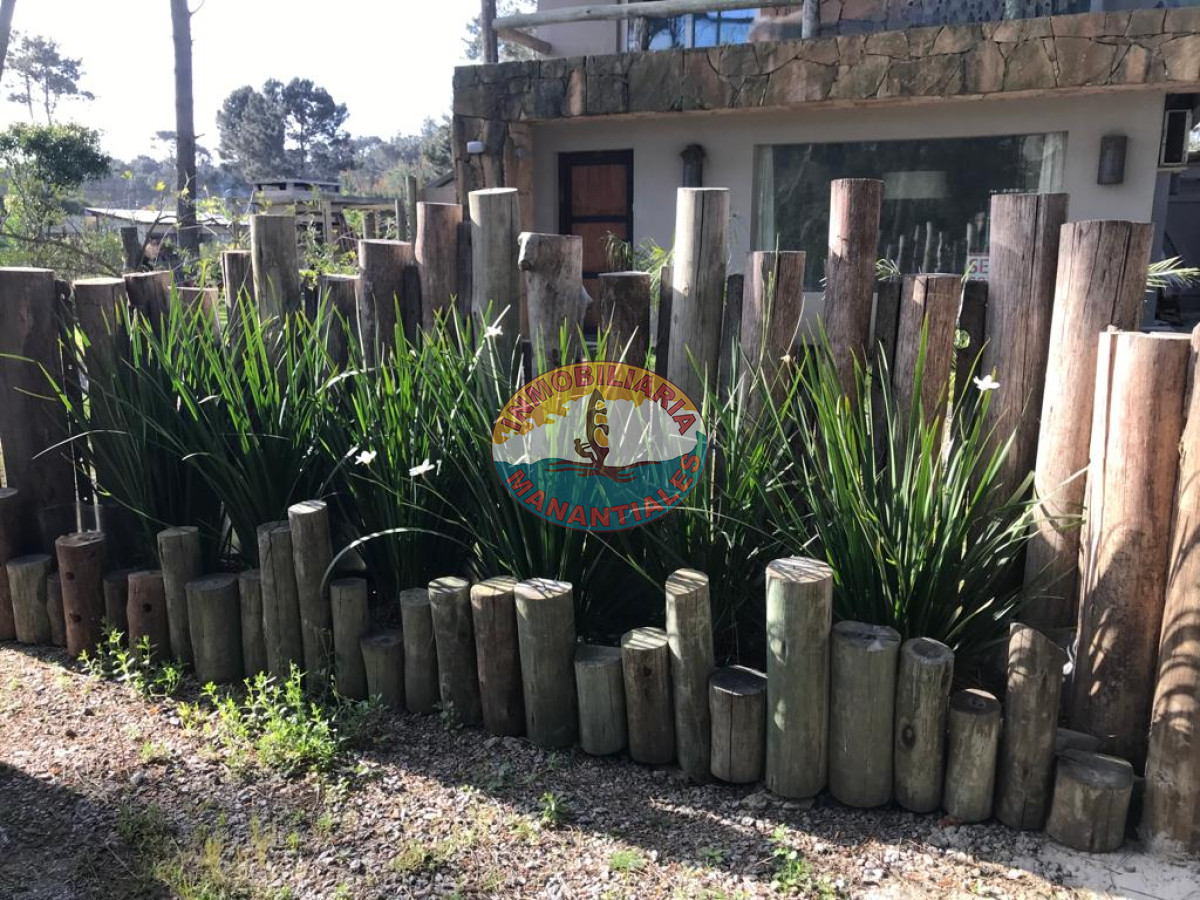 Casa ID.66 -  Casa en Burnett