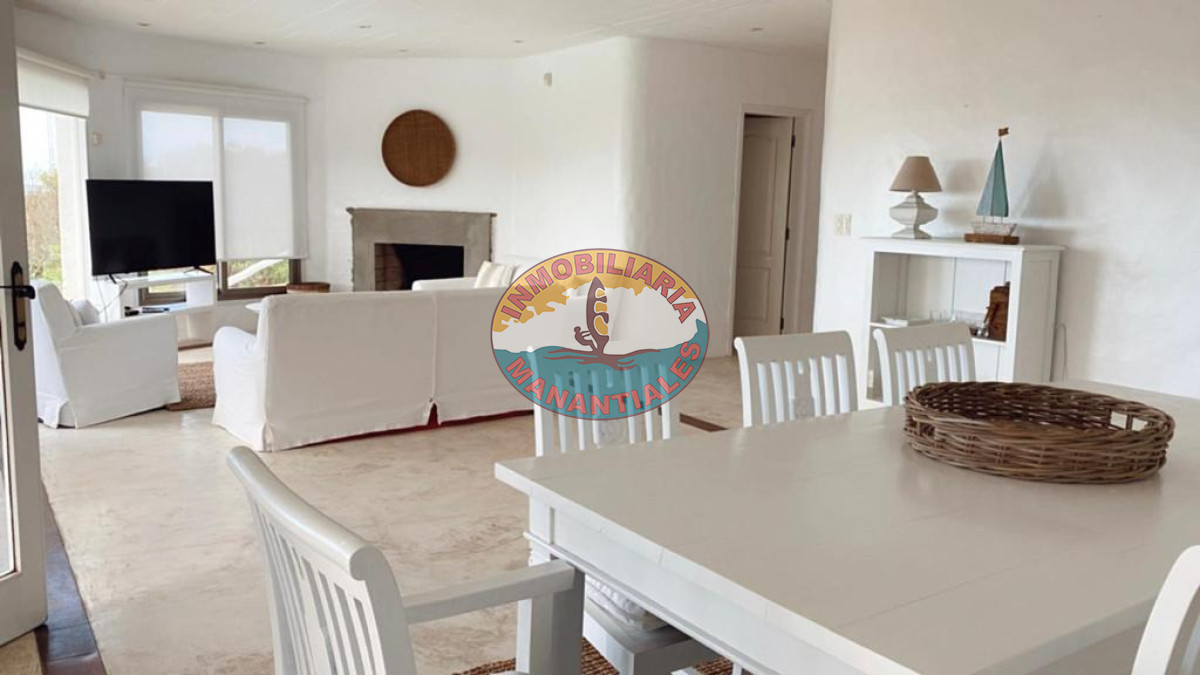 Casa ID.79 - Excelente casa en El Chorro a una cuadra del mar