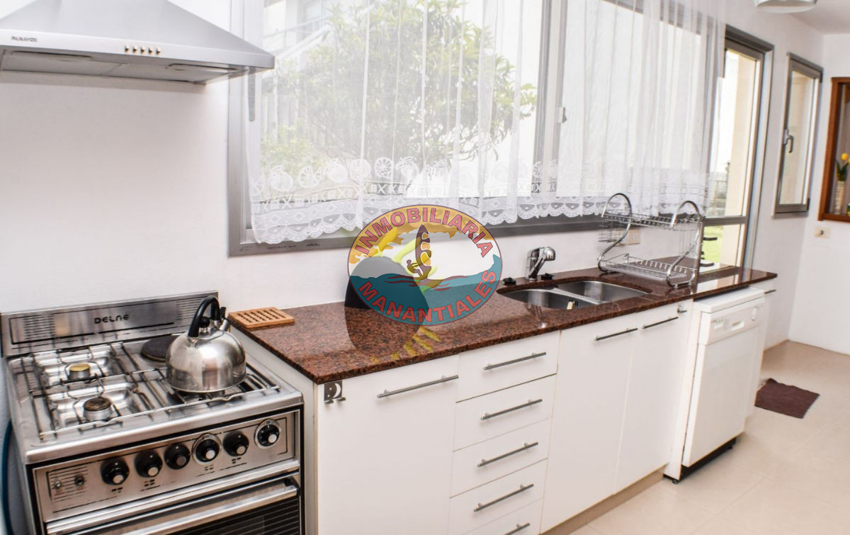 Casa ID.11 - Casa en alquiler temporario  5 ambientes