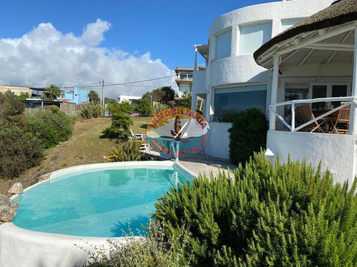 Casa ID.79 - Excelente casa en El Chorro a una cuadra del mar