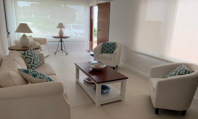 Casa en alquiler temporario Manantiales 2 ambientes