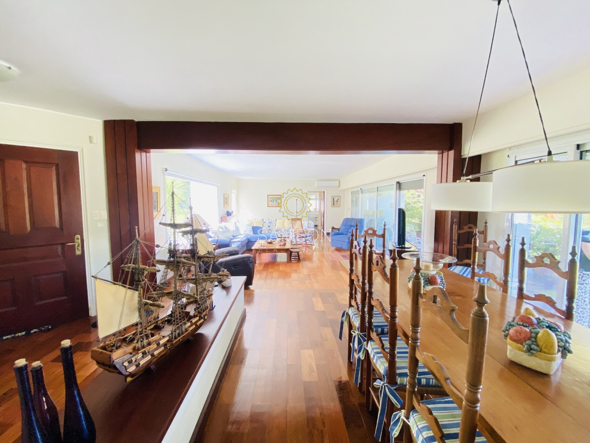 Casa ID.66797 - Impecable Residencia en la mansa a pasos del mar