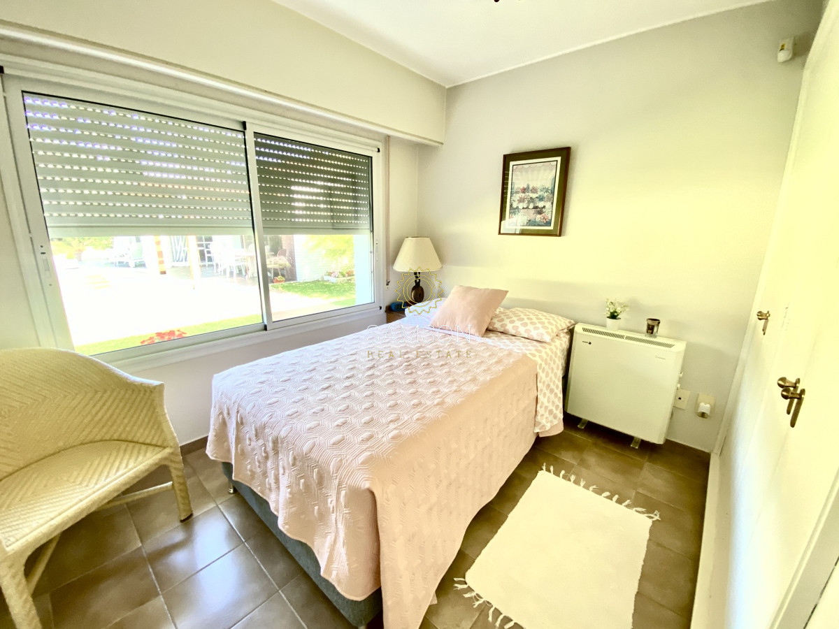 Casa ID.66797 - Impecable Residencia en la mansa a pasos del mar