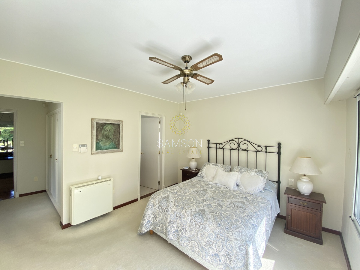 Casa ID.66797 - Impecable Residencia en la mansa a pasos del mar