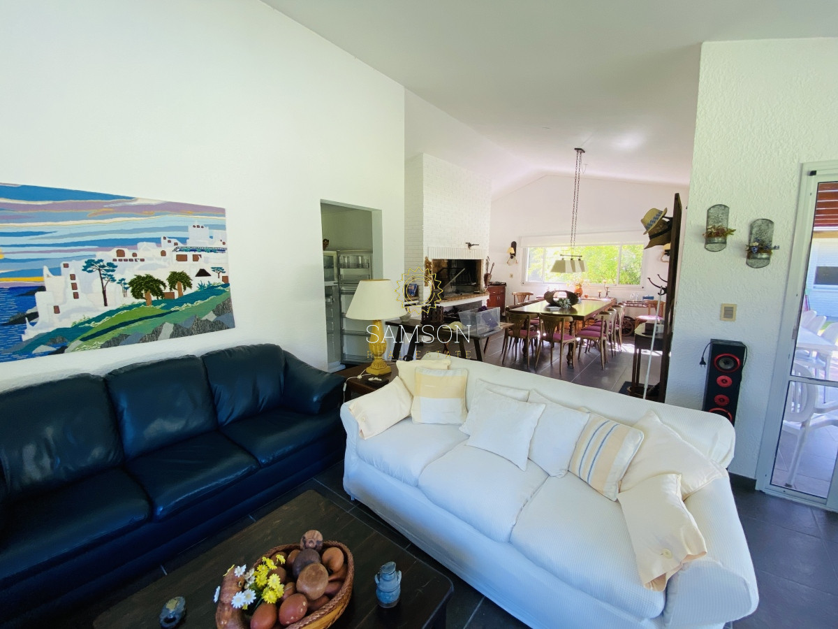 Casa ID.66797 - Impecable Residencia en la mansa a pasos del mar