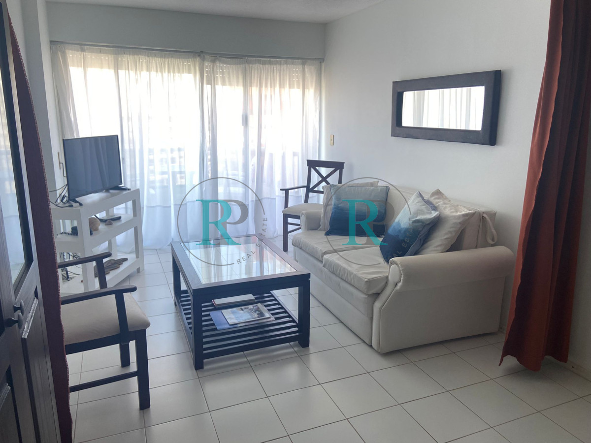 Apartamento ID.2166 - Espectacular ubicación y vista al mar