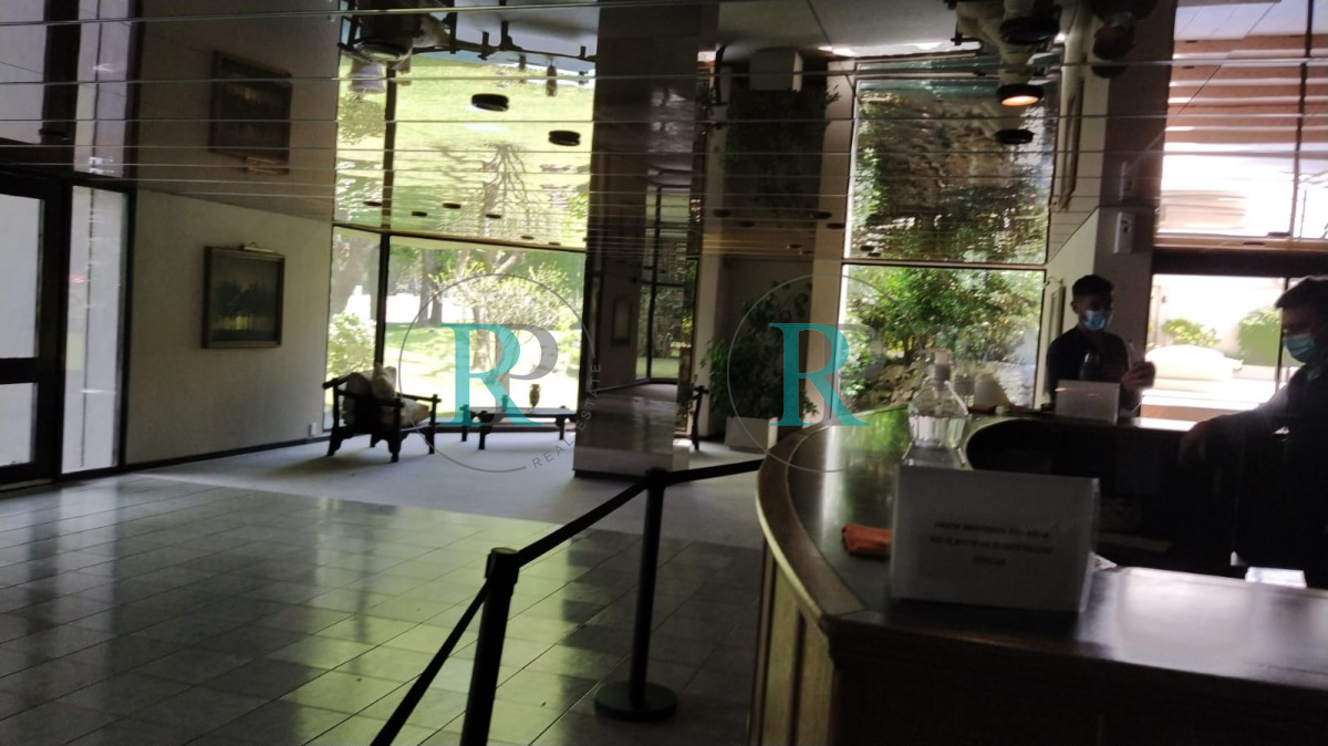Apartamento ID.1480 - Venta apartamento muy amplio 2 dormitorios y 2 baños con servicios