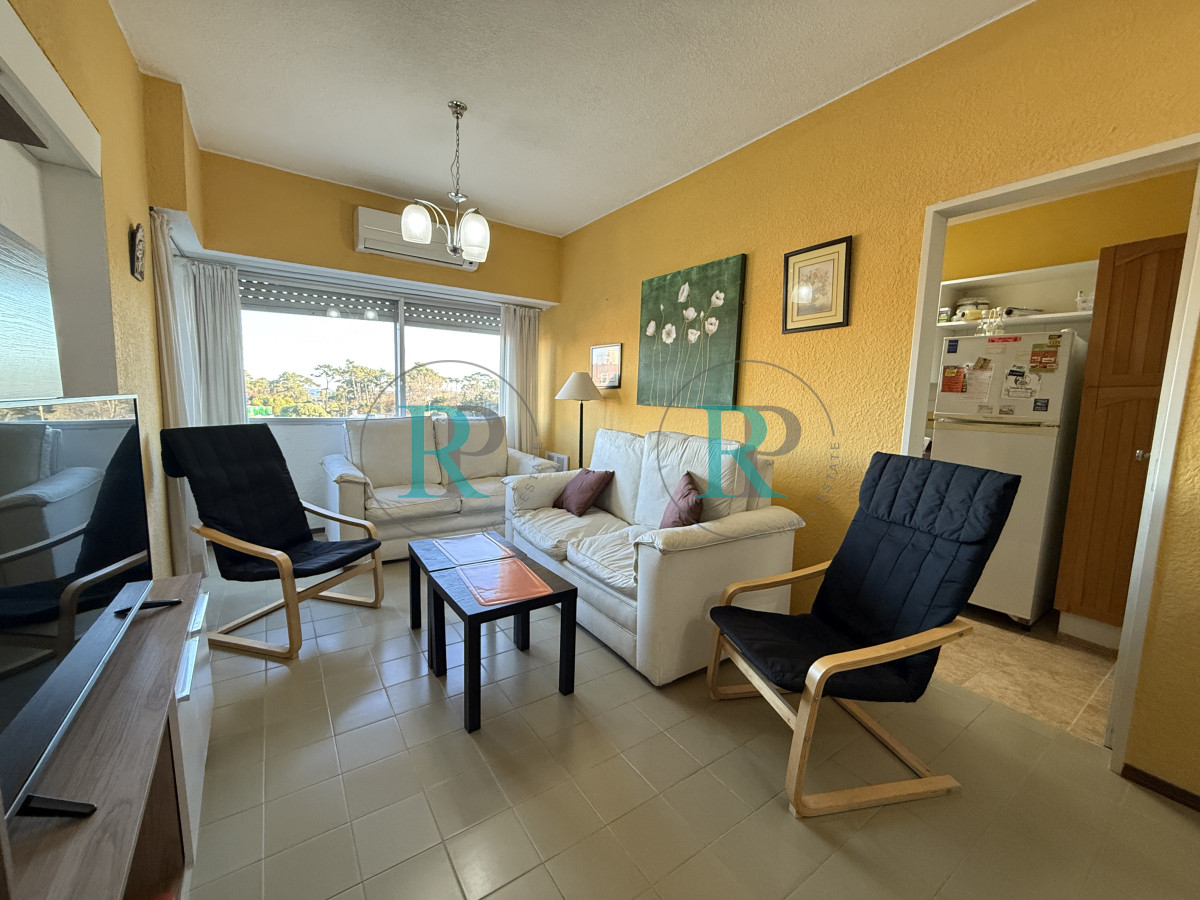 Apartamento ID.2526 - Apartamento 2 dormitorios 2 baños en venta sobre Roosevelt
