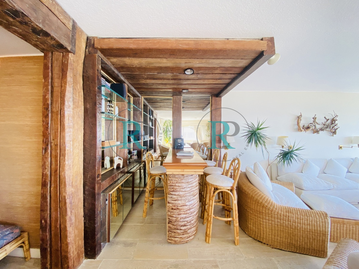 Apartamento ID.2071 - Frente al mar 3 suites más dependencia 