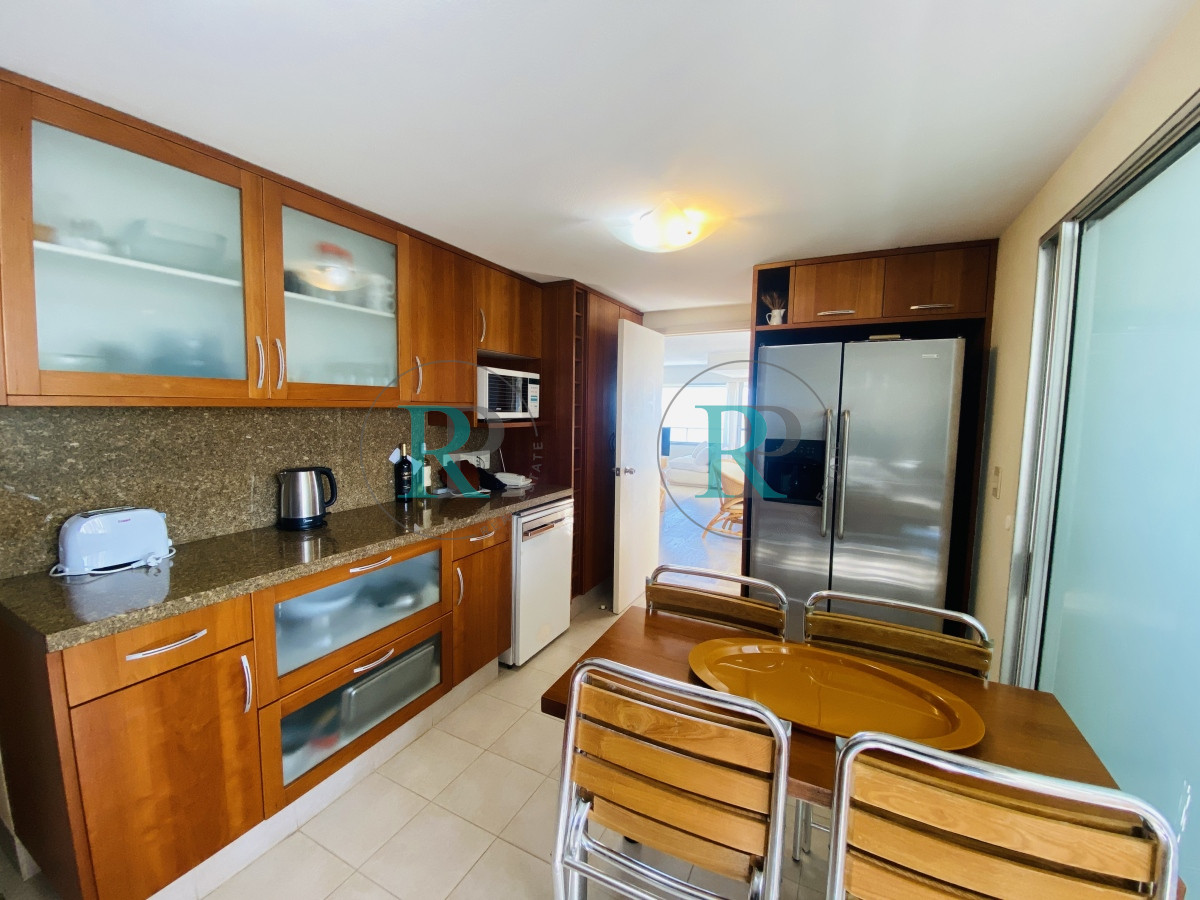 Apartamento ID.2071 - Frente al mar 3 suites más dependencia 