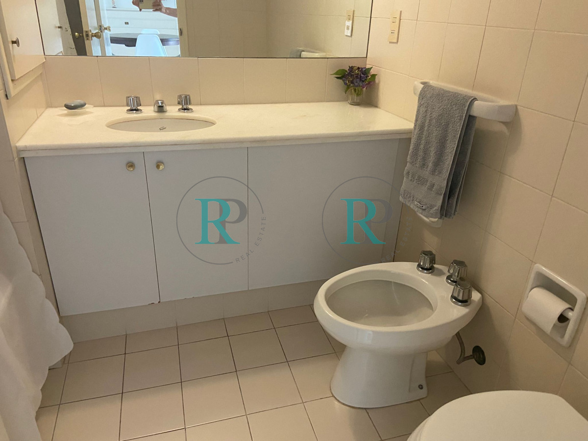 Apartamento ID.2166 - Espectacular ubicación y vista al mar