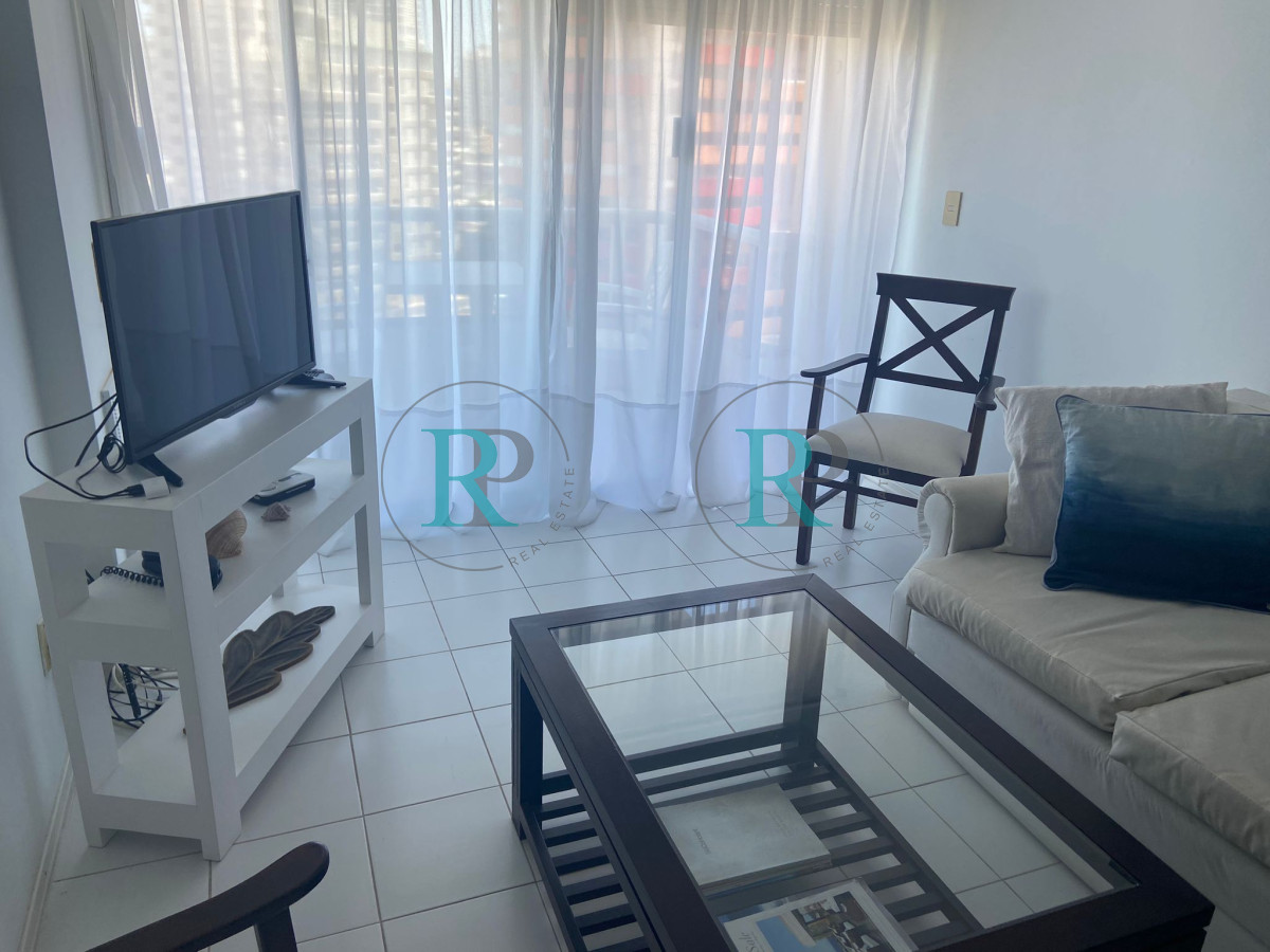 Apartamento ID.2166 - Espectacular ubicación y vista al mar