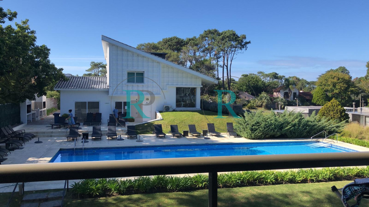 Apartamento ID.2749 - 1 dormitorio y medio en San Rafael torre con servicios