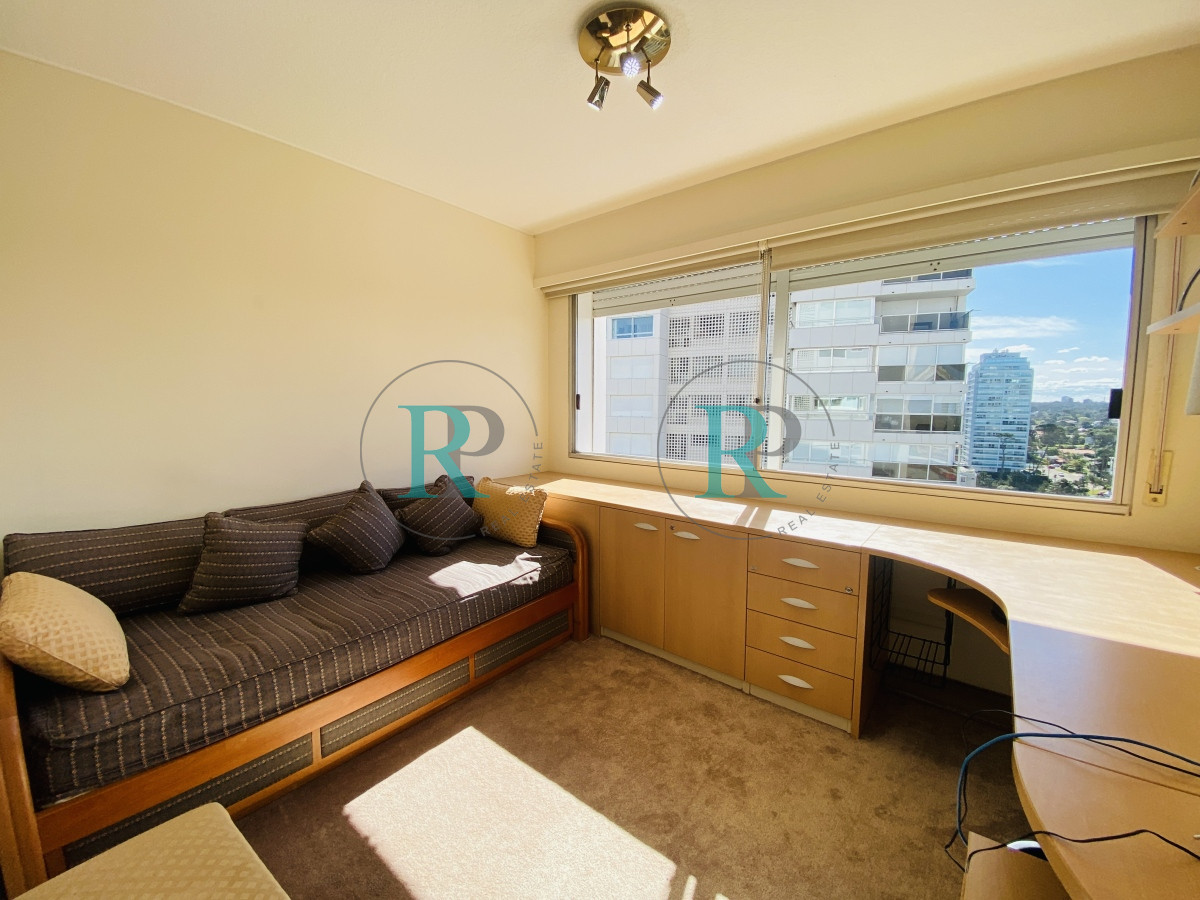 Apartamento ID.2071 - Frente al mar 3 suites más dependencia 