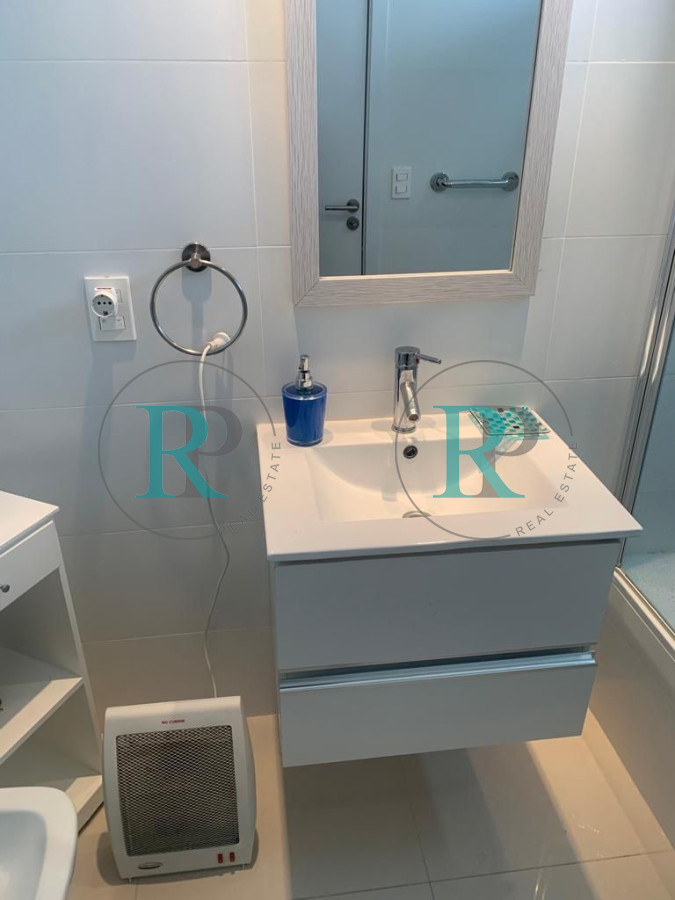 Apartamento ID.2346 - Venta amplio 2 dormitorios 2 baños  vista al mar con renta
