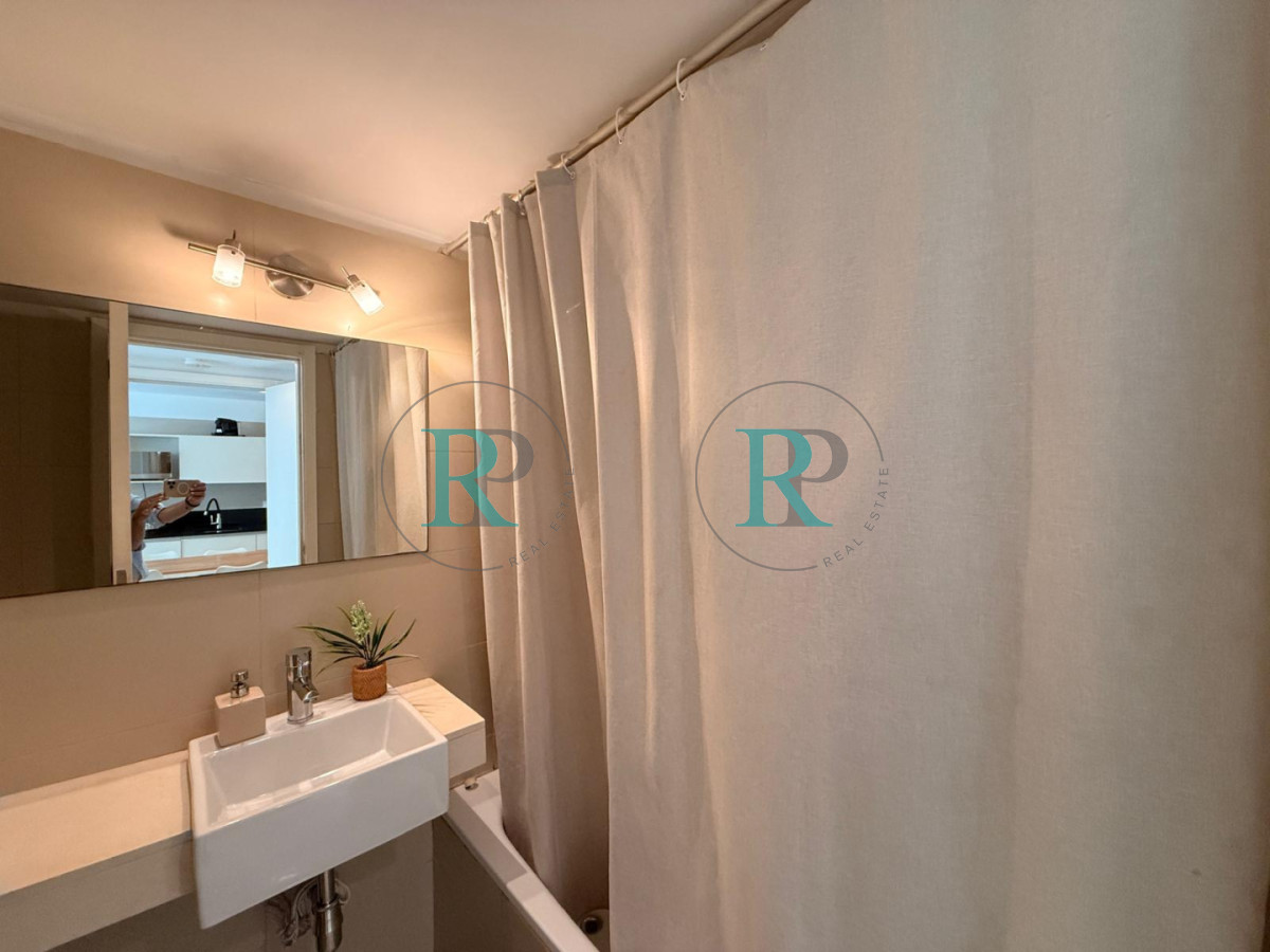 Apartamento ID.2743 - Venta 1 dormitorio y medio gran terraza con parrillero y amenities