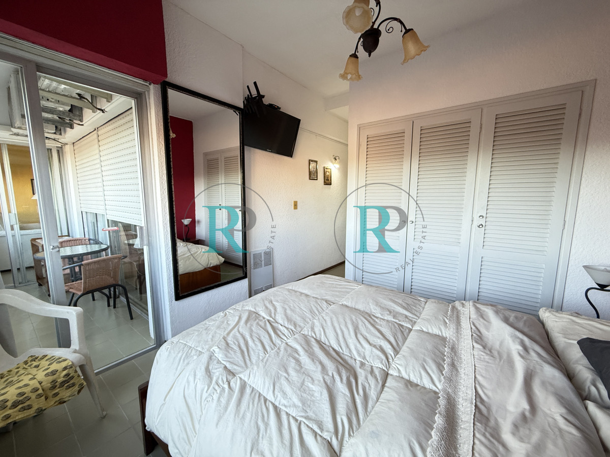 Apartamento ID.2526 - Apartamento 2 dormitorios 2 baños en venta sobre Roosevelt