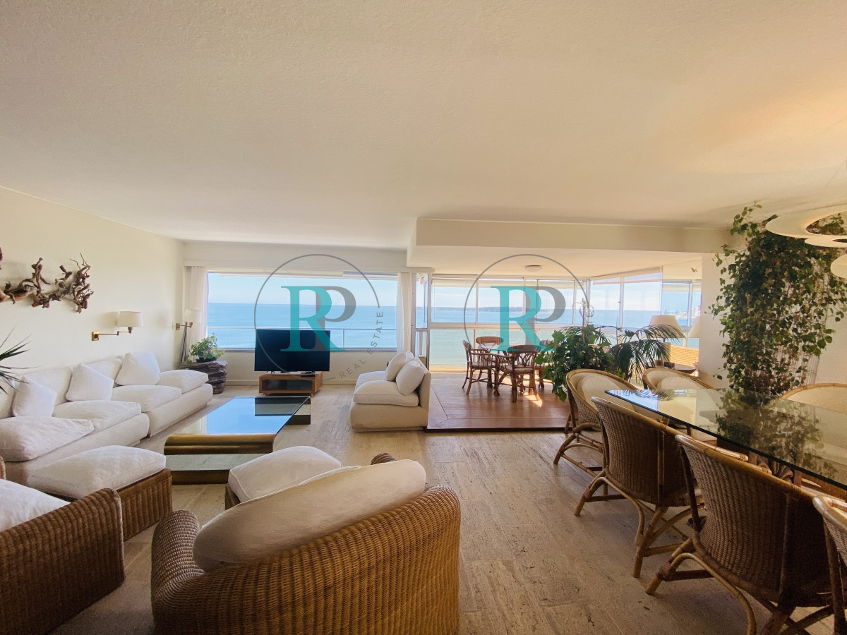 Apartamento ID.2071 - Frente al mar 3 suites más dependencia 