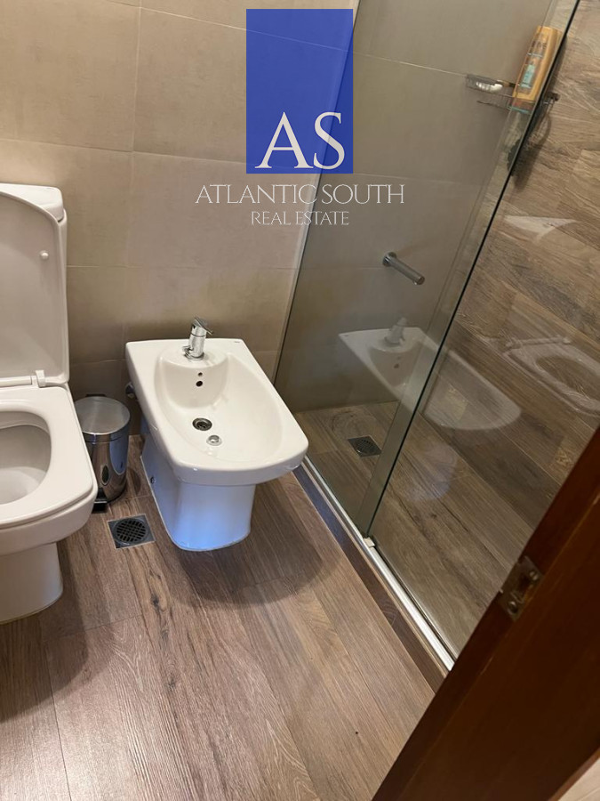 Apartamento ID.3195 - Venta de Excelente Apartamento de 3 dormitorios más dependencia en Punta del Este.