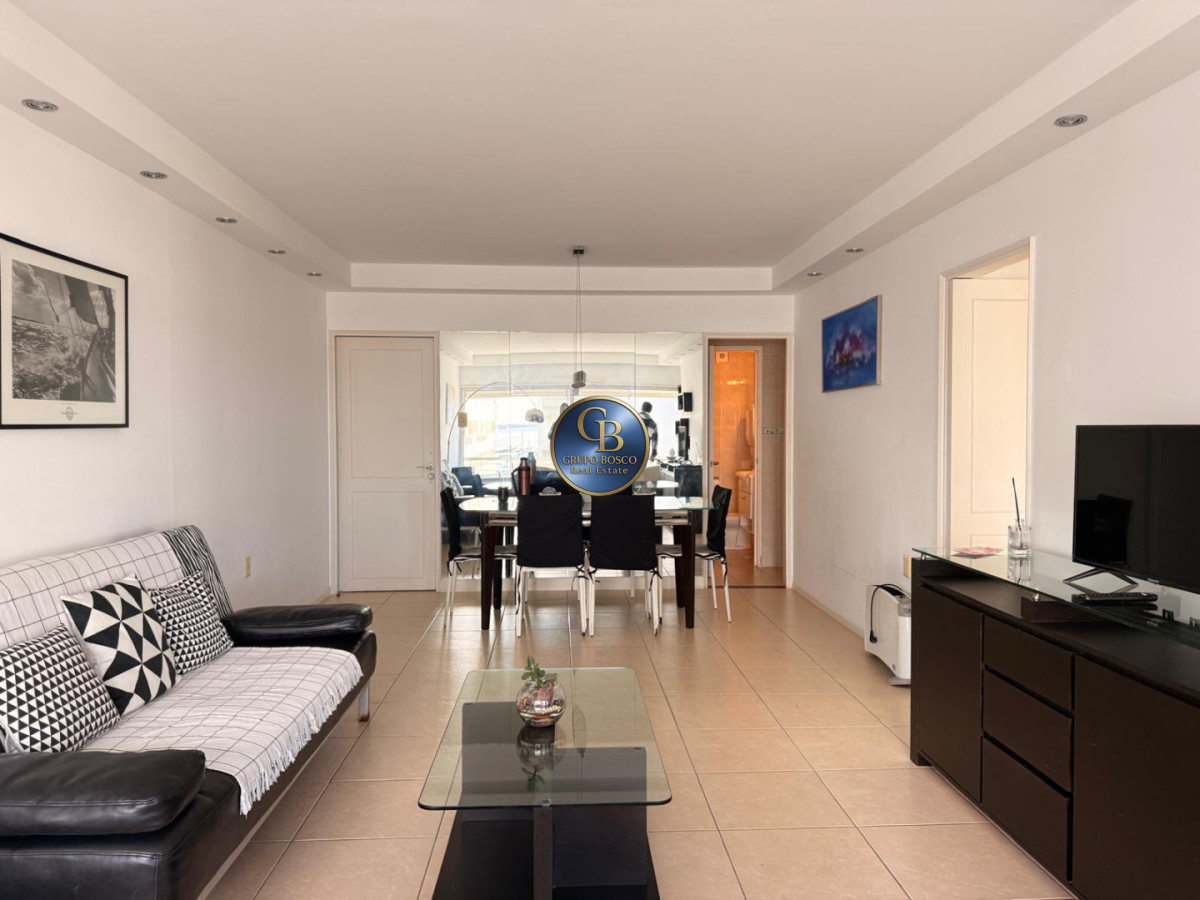 Apartamento ID.1556 - Venta en la Península 2 dormitorios vista al puerto