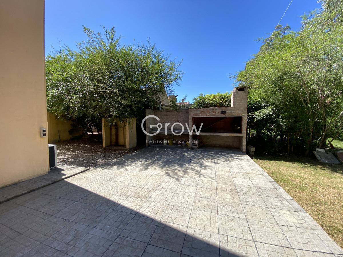 Casa ID.2809 - venta casa pinares 4 dormitorios en 2 plantas