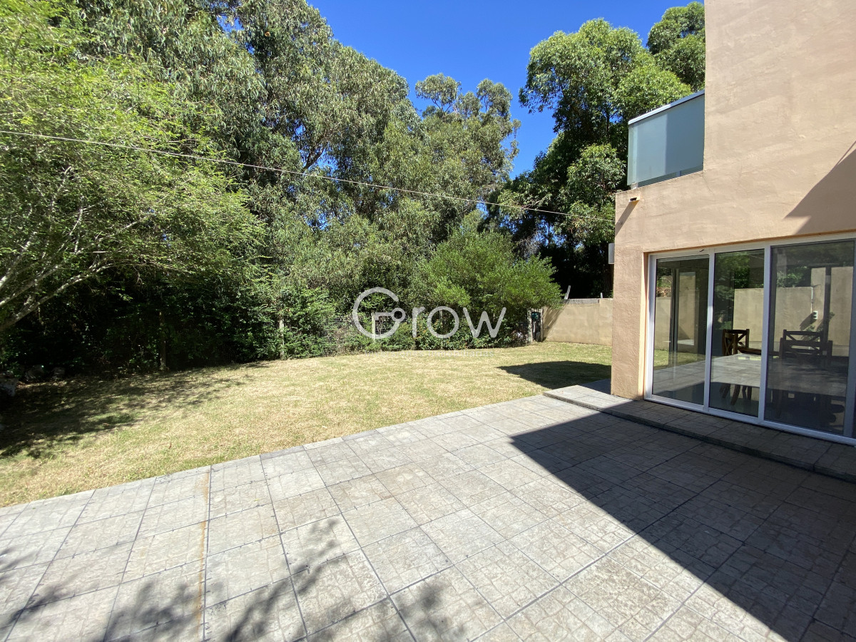 Casa ID.2809 - venta casa pinares 4 dormitorios en 2 plantas