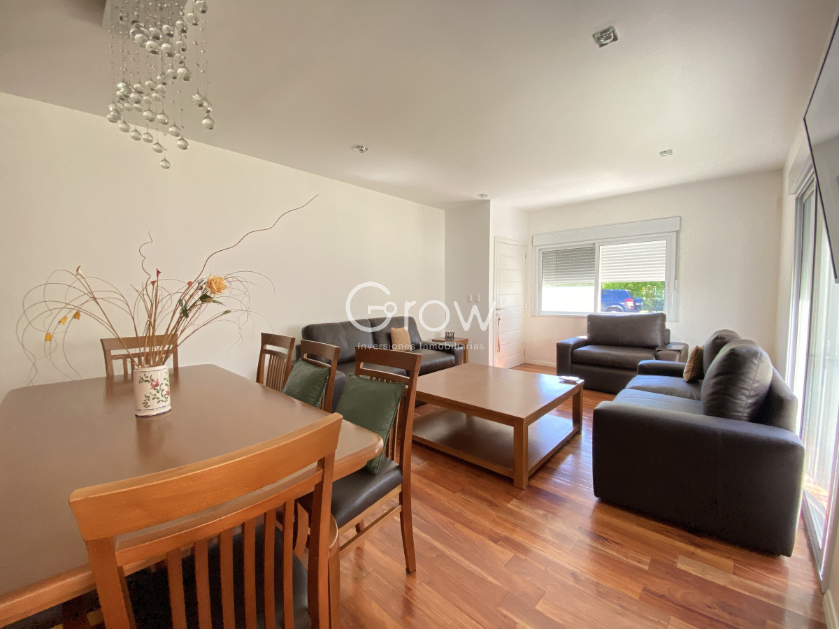 Casa ID.2809 - venta casa pinares 4 dormitorios en 2 plantas