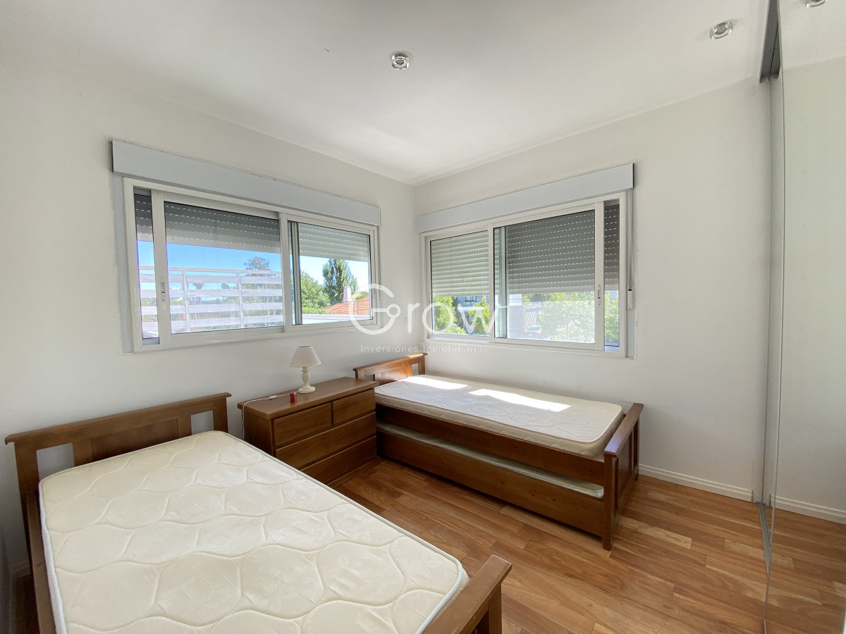 Casa ID.2809 - venta casa pinares 4 dormitorios en 2 plantas