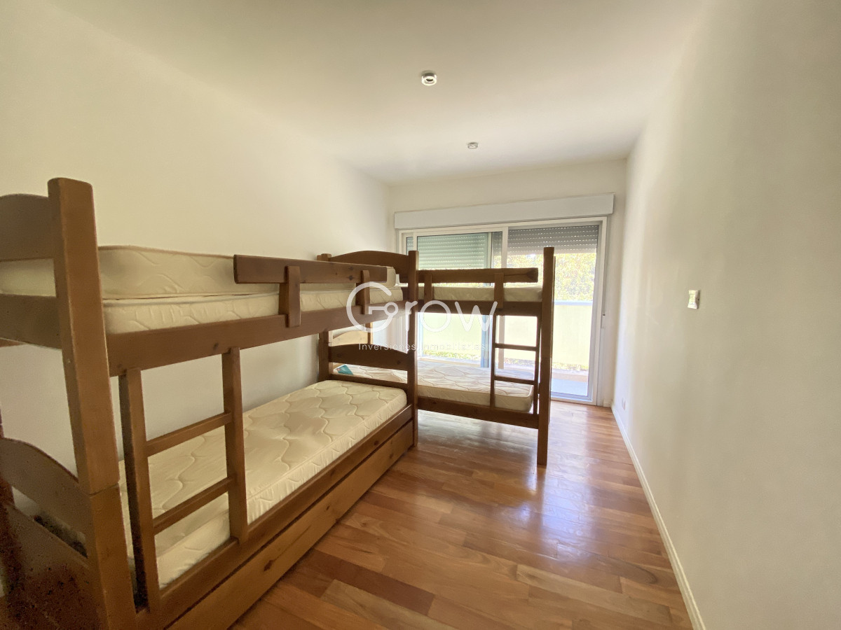 Casa ID.2809 - venta casa pinares 4 dormitorios en 2 plantas