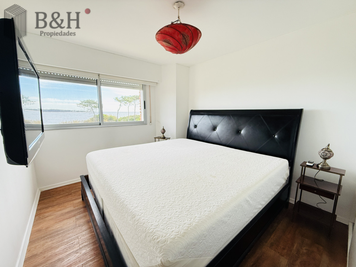 Apartamento ID.5372 - Alquiler anual 3 dormitorios frente al mar