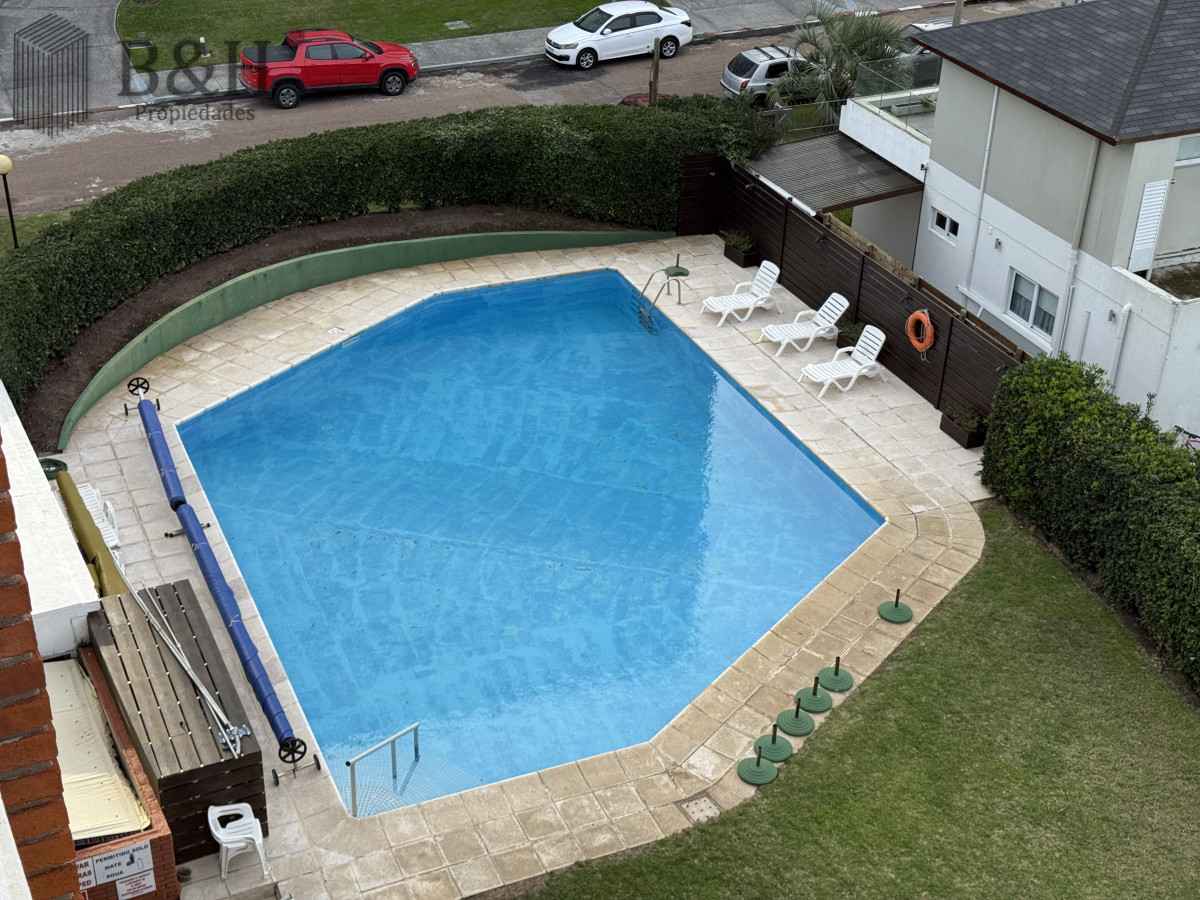Apartamento ID.5372 - Alquiler anual 3 dormitorios frente al mar