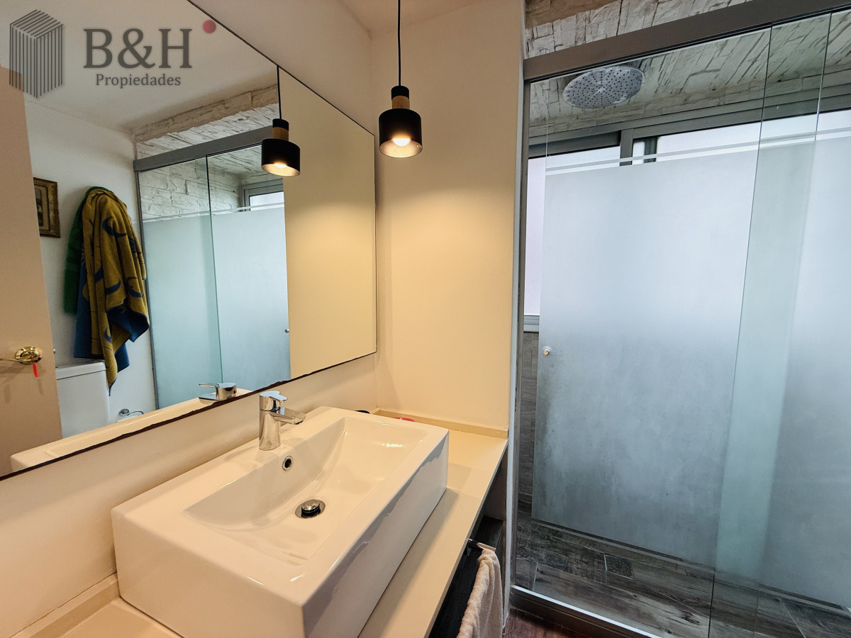 Apartamento ID.5372 - Alquiler anual 3 dormitorios frente al mar