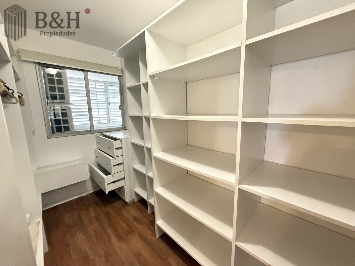 Apartamento ID.5372 - Alquiler anual 3 dormitorios frente al mar