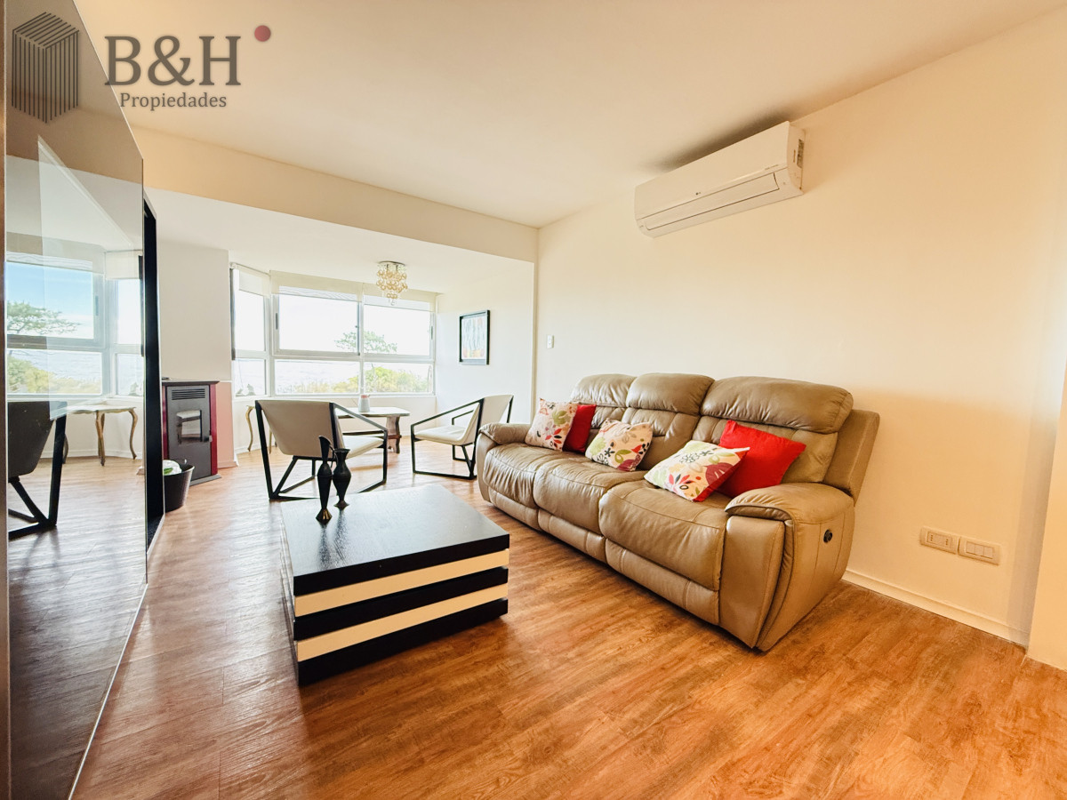 Apartamento ID.5372 - Alquiler anual 3 dormitorios frente al mar