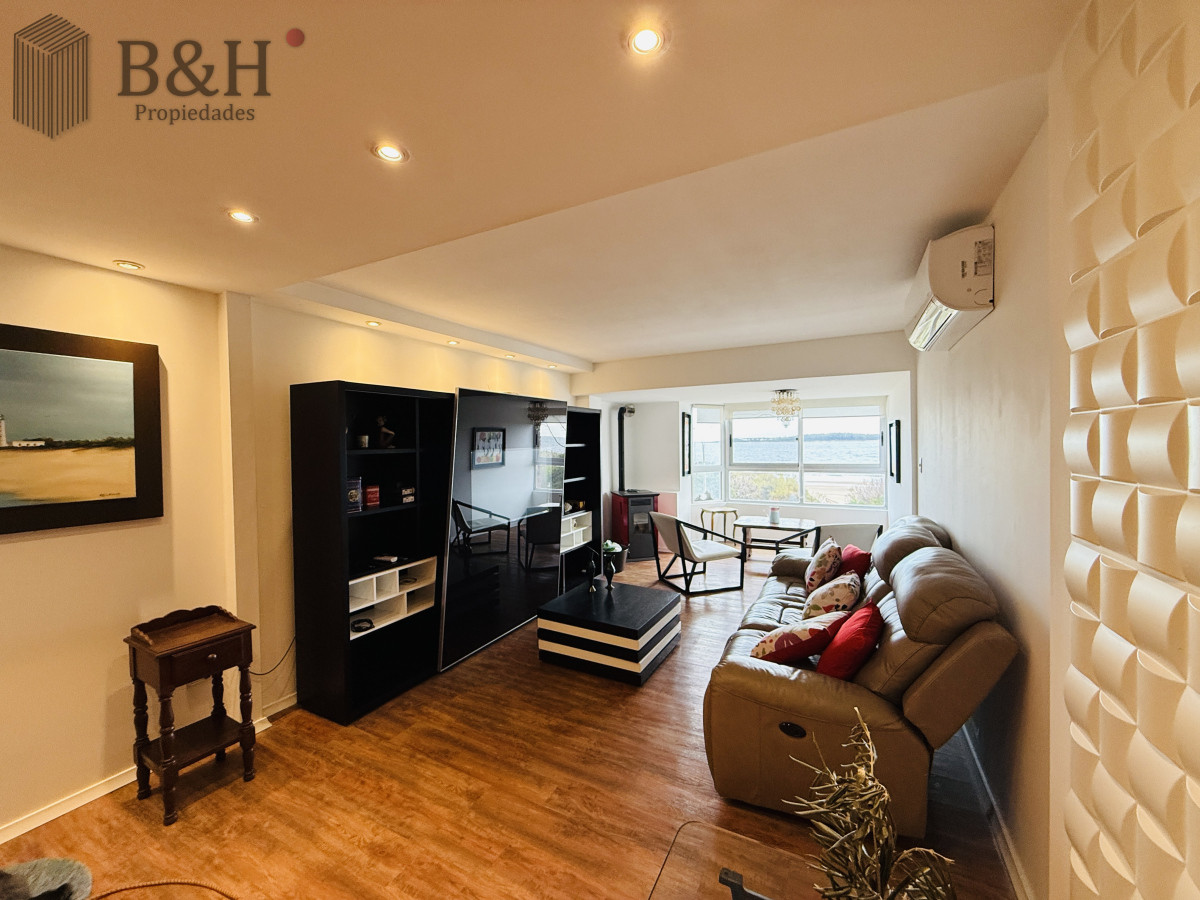 Apartamento ID.5372 - Alquiler anual 3 dormitorios frente al mar