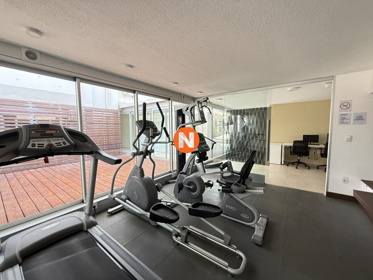 Apartamento Ref.223059 - En venta 2 dormitorios y medio en Península 