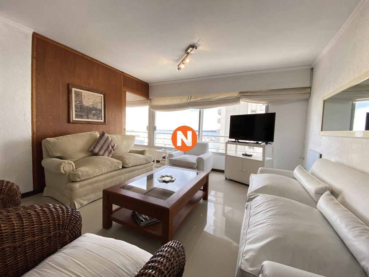 Apartamento Ref.223059 - En venta 2 dormitorios y medio en Península 