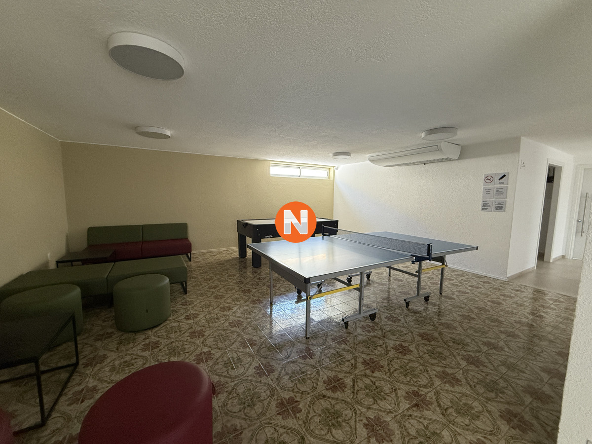 Apartamento Ref.223059 - En venta 2 dormitorios y medio en Península 