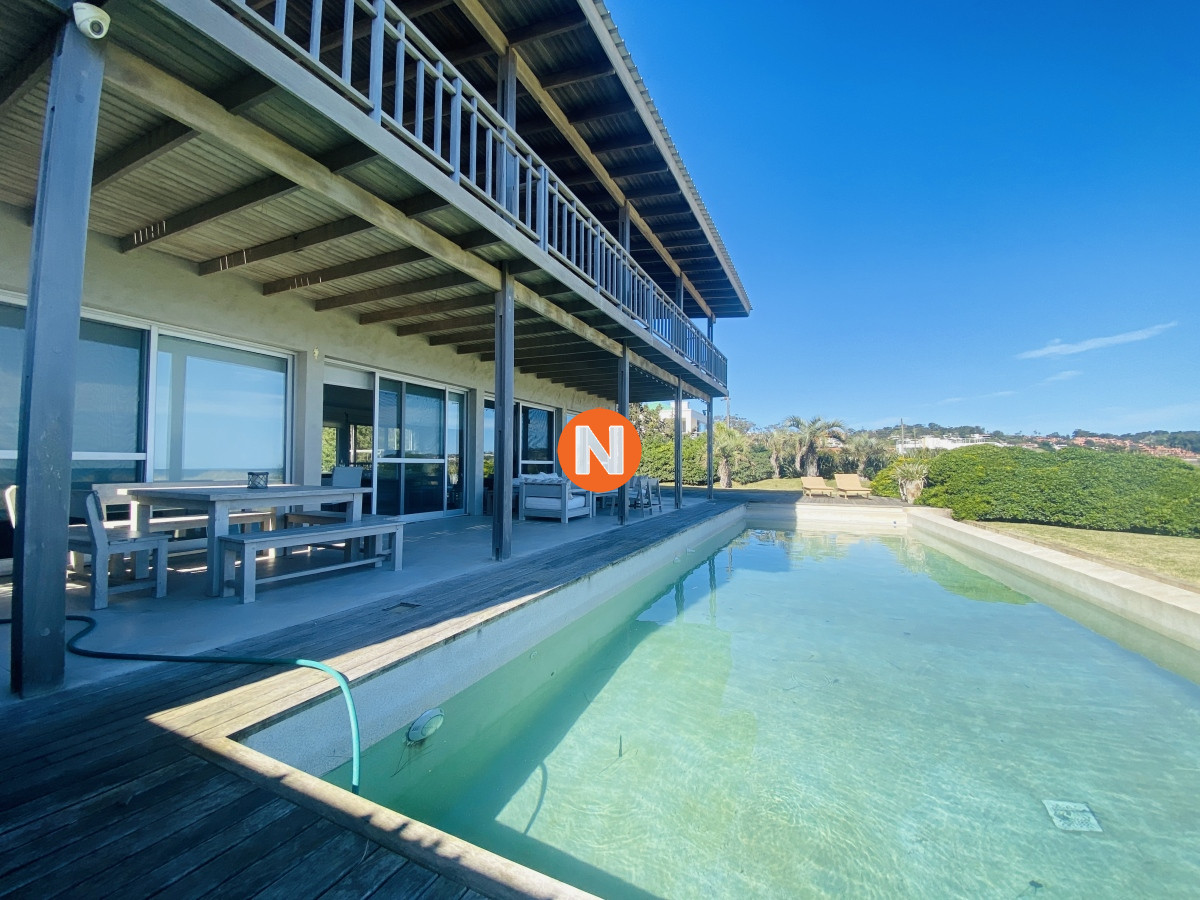 Casa Ref.222966 - Espectacular en playa Solanas primera línea 