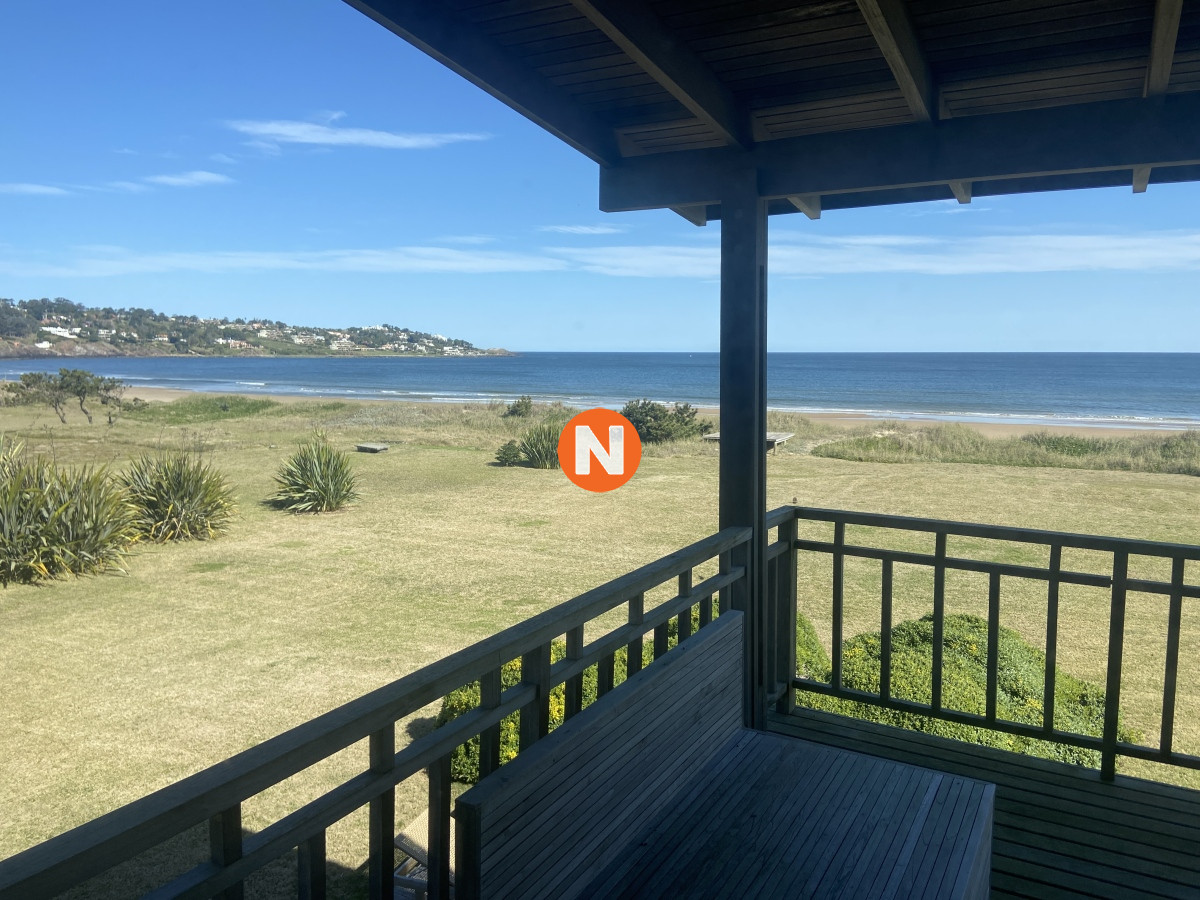 Casa Ref.222966 - Espectacular en playa Solanas primera línea 