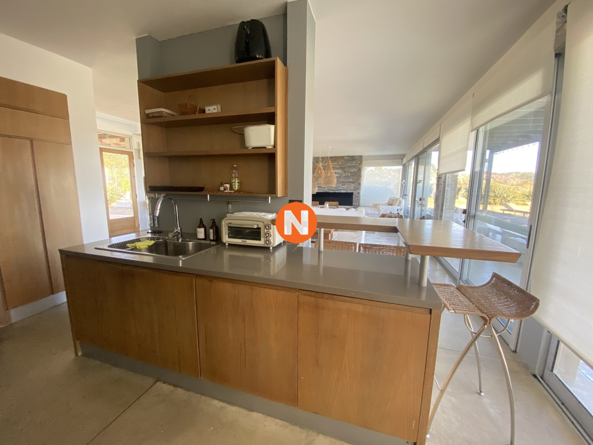 Casa Ref.222966 - Espectacular en playa Solanas primera línea 