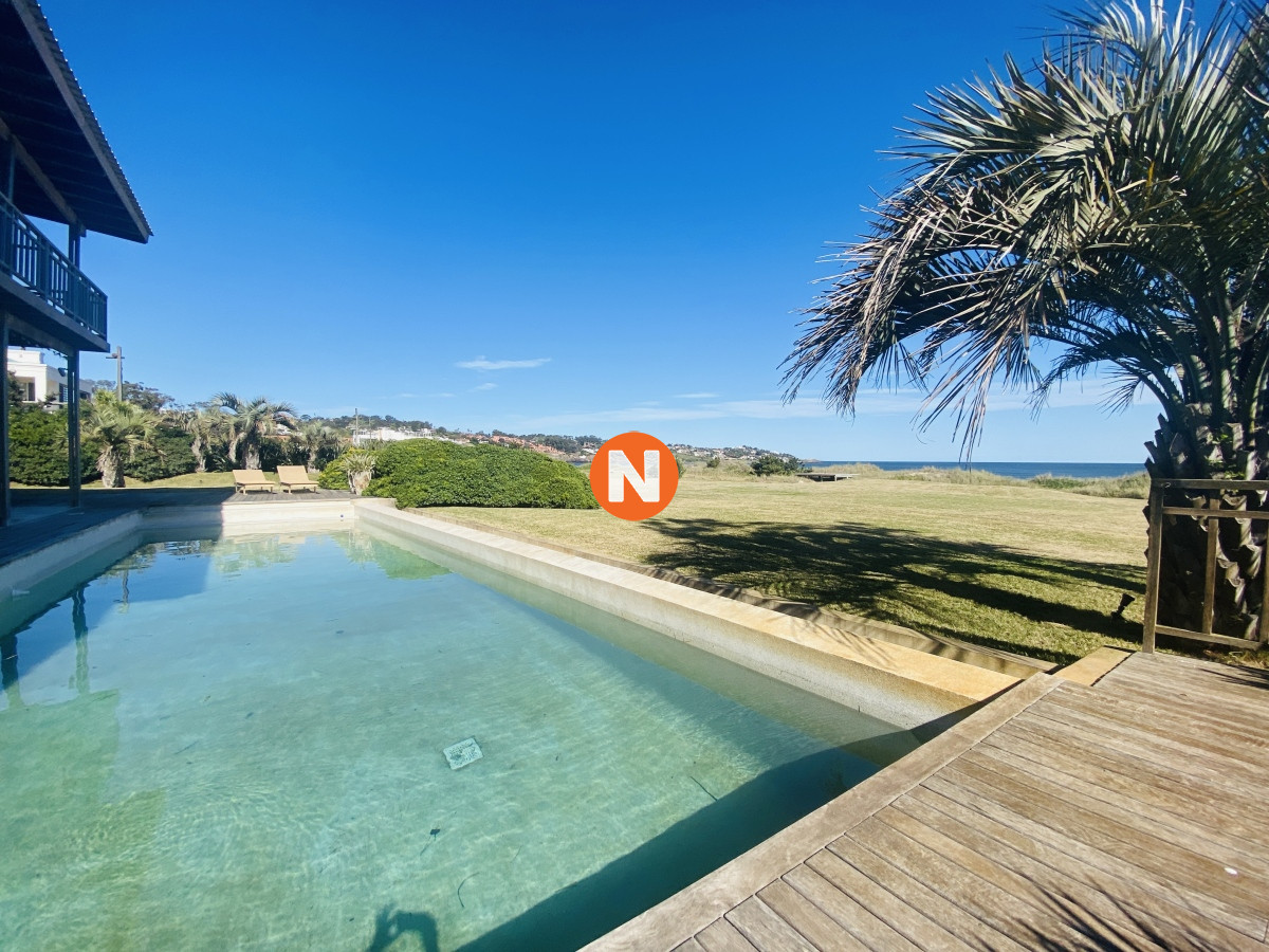 Casa Ref.222966 - Espectacular en playa Solanas primera línea 