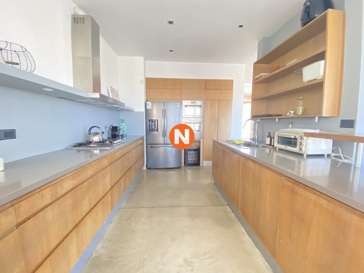 Casa Ref.222966 - Espectacular en playa Solanas primera línea 