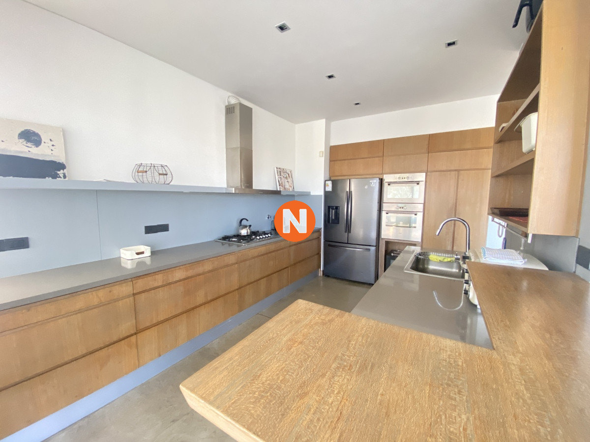 Casa Ref.222966 - Espectacular en playa Solanas primera línea 