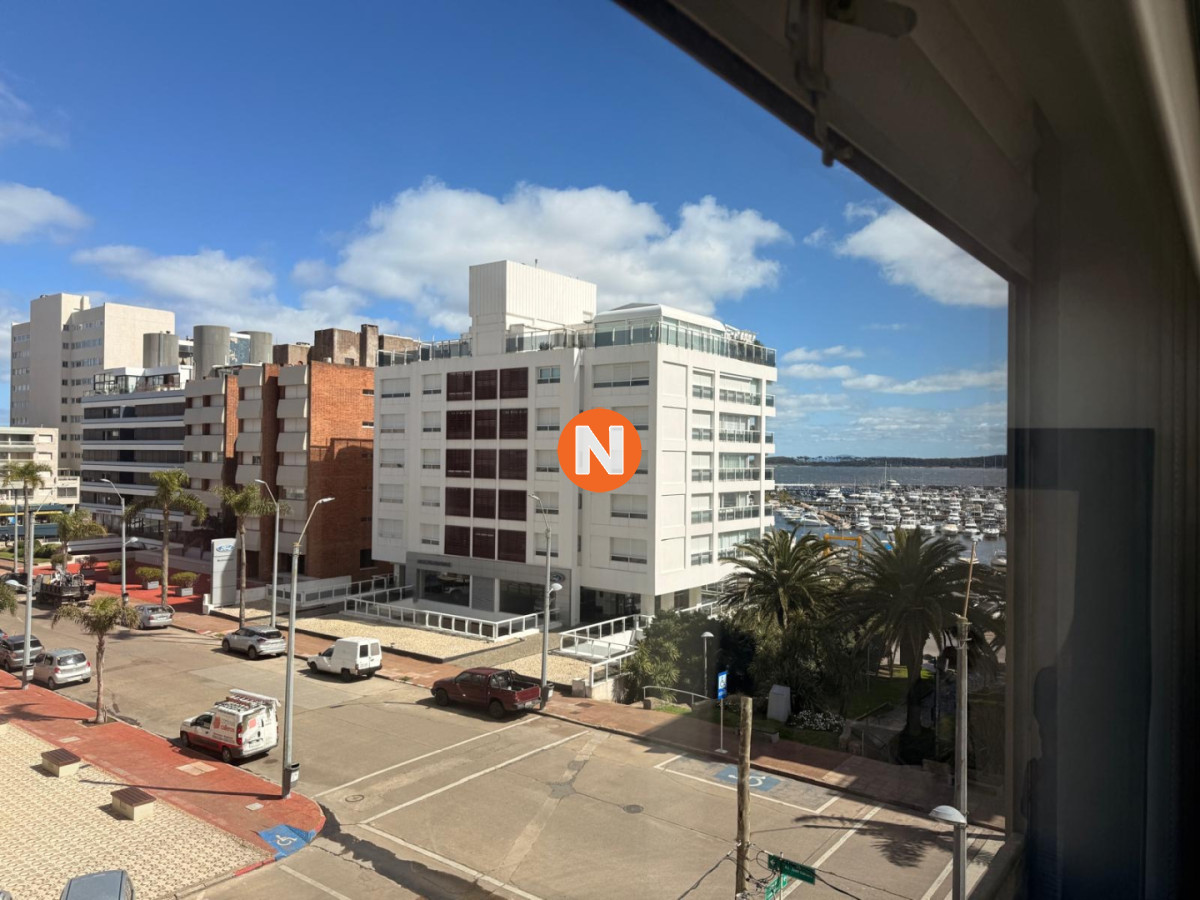 Apartamento Ref.225943 - Venta en la Península 