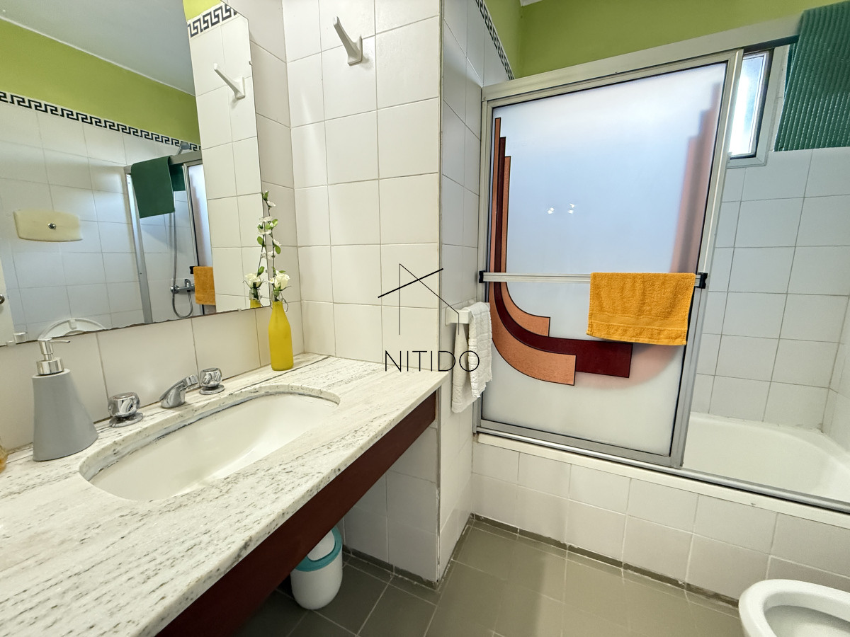 Apartamento ID.382 - Apartamento 2 dormitorios 2 baños en venta sobre Roosevelt