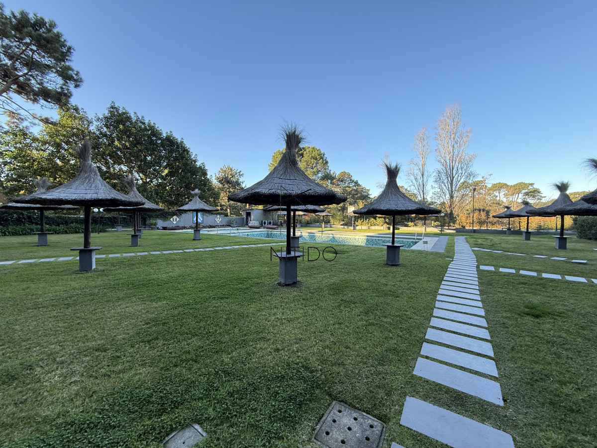 Apartamento ID.382 - Apartamento 2 dormitorios 2 baños en venta sobre Roosevelt